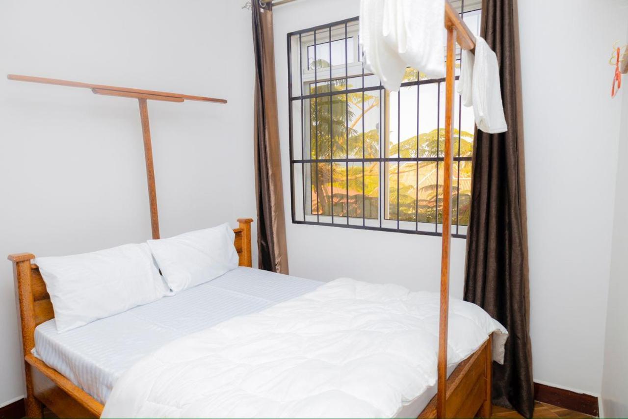Mangi Mangi Accomodation Нунгви Экстерьер фото