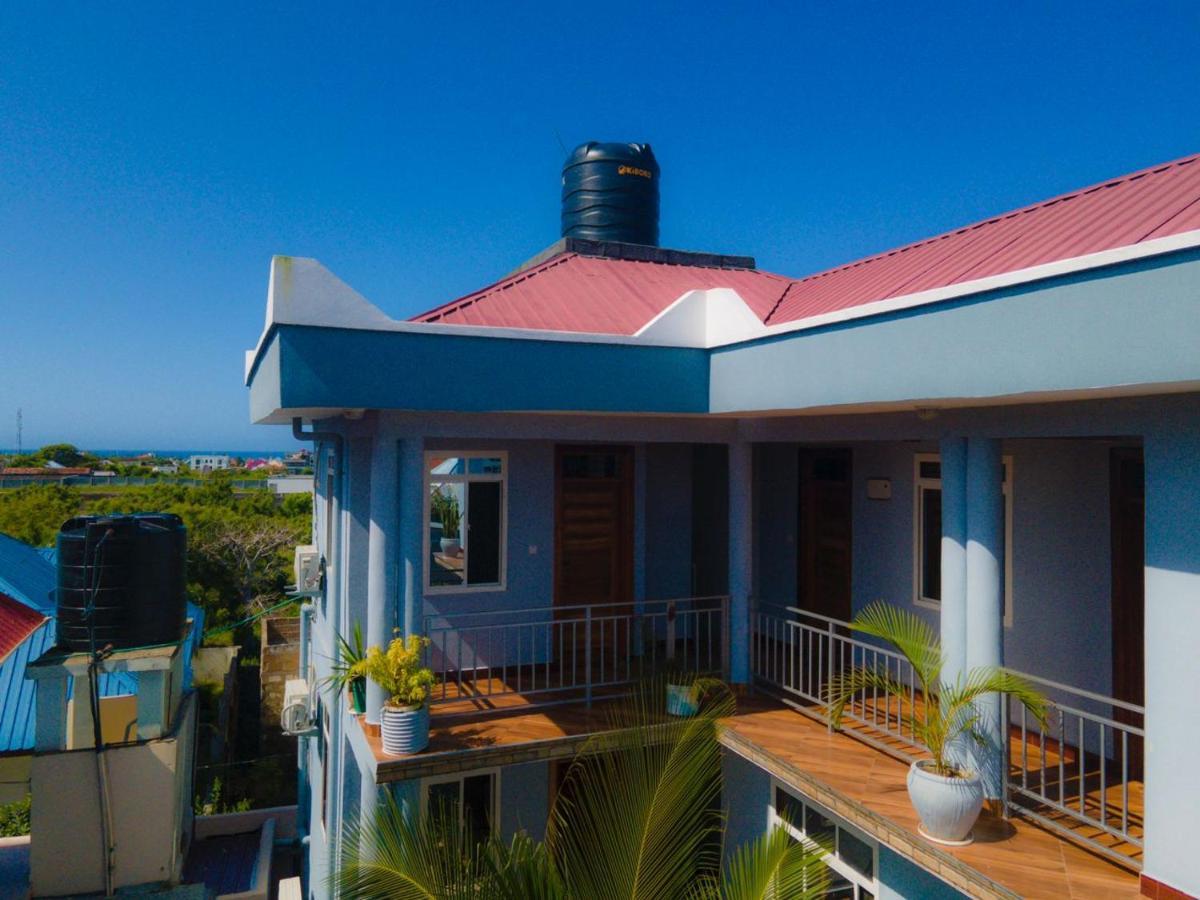 Mangi Mangi Accomodation Нунгви Экстерьер фото