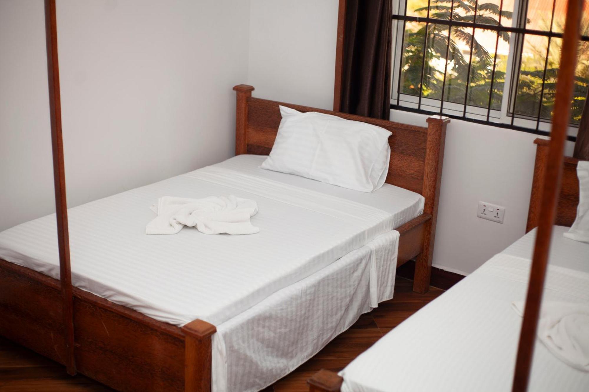 Mangi Mangi Accomodation Нунгви Экстерьер фото